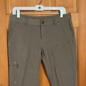 Rei tan brown hike pants size 10.